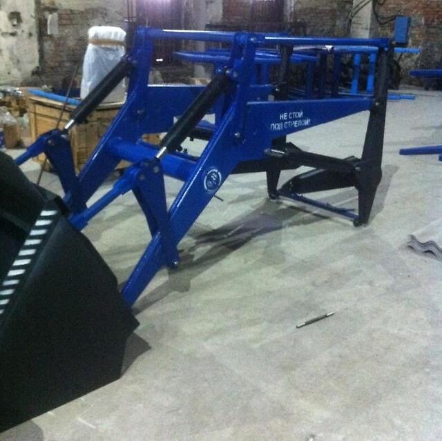 Погрузчик фронтальный пку-0,8. Погрузчик копновоз универсальный пку-0. Пку кун 10 погрузчик. Пку 08 магнус. Кун пку 08.